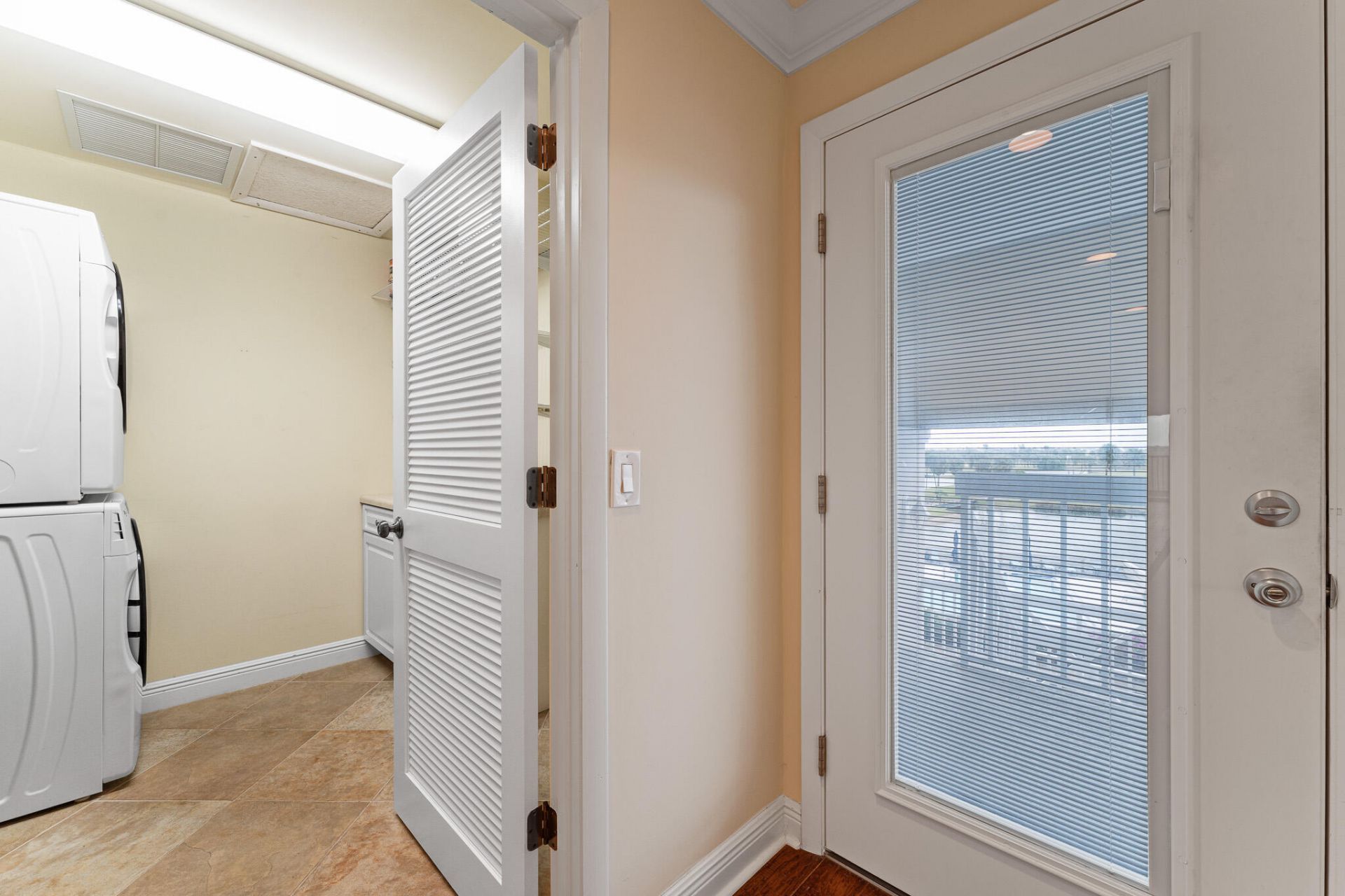 10 NE Plantation Road, Unit 305, Stuart, FL 34996 Photo