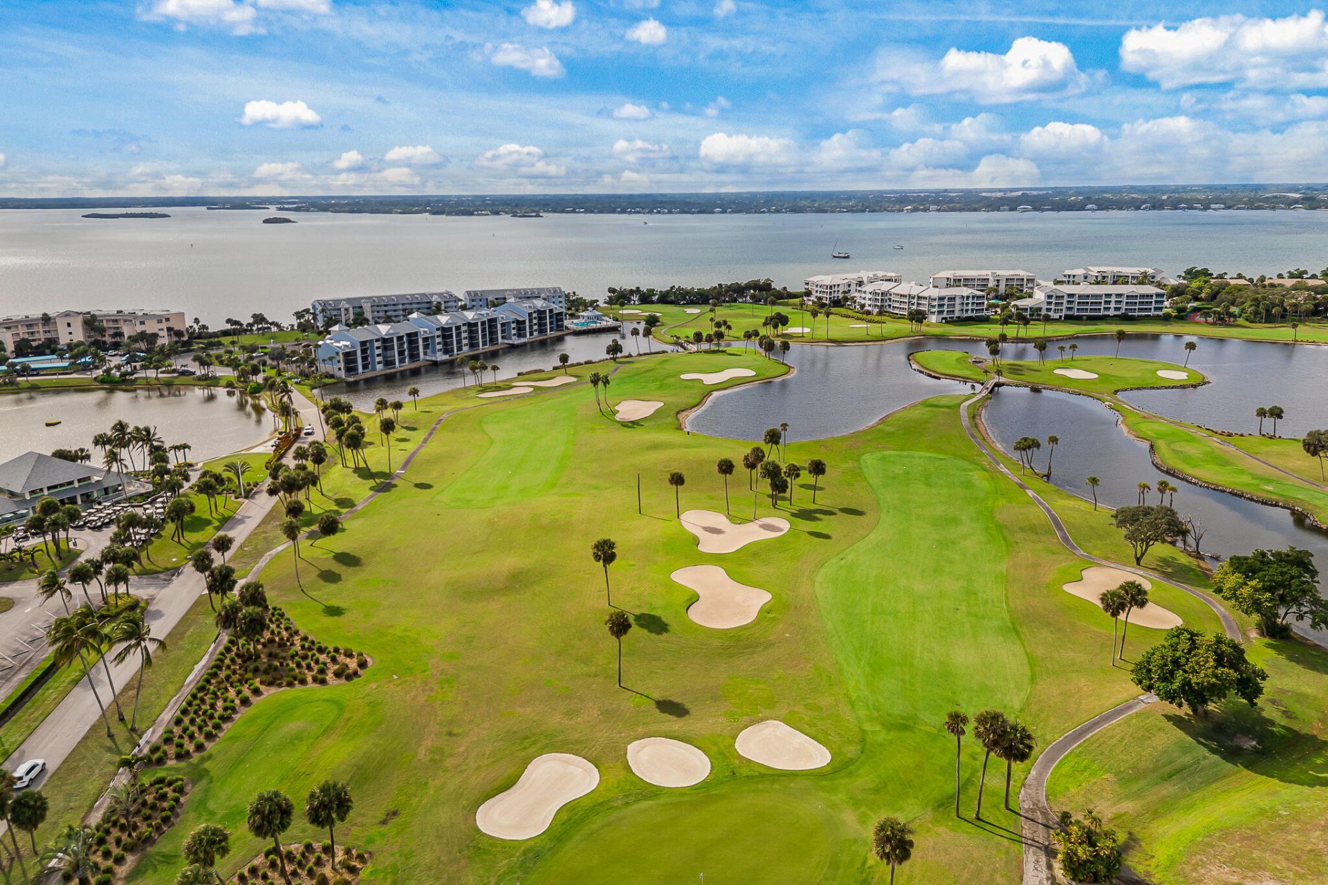 10 NE Plantation Road, Unit 305, Stuart, FL 34996 Photo