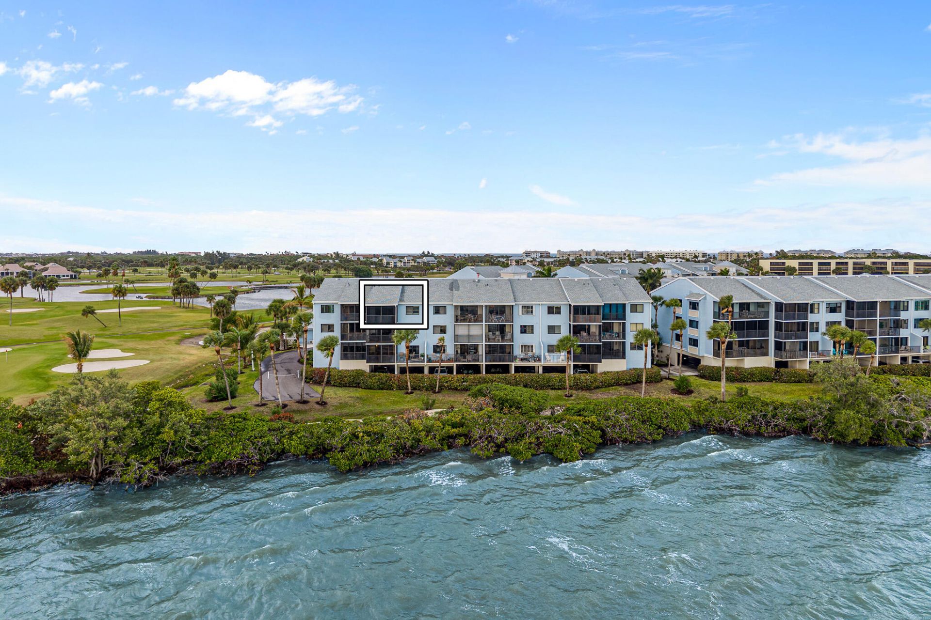 10 NE Plantation Road, Unit 305, Stuart, FL 34996 Photo