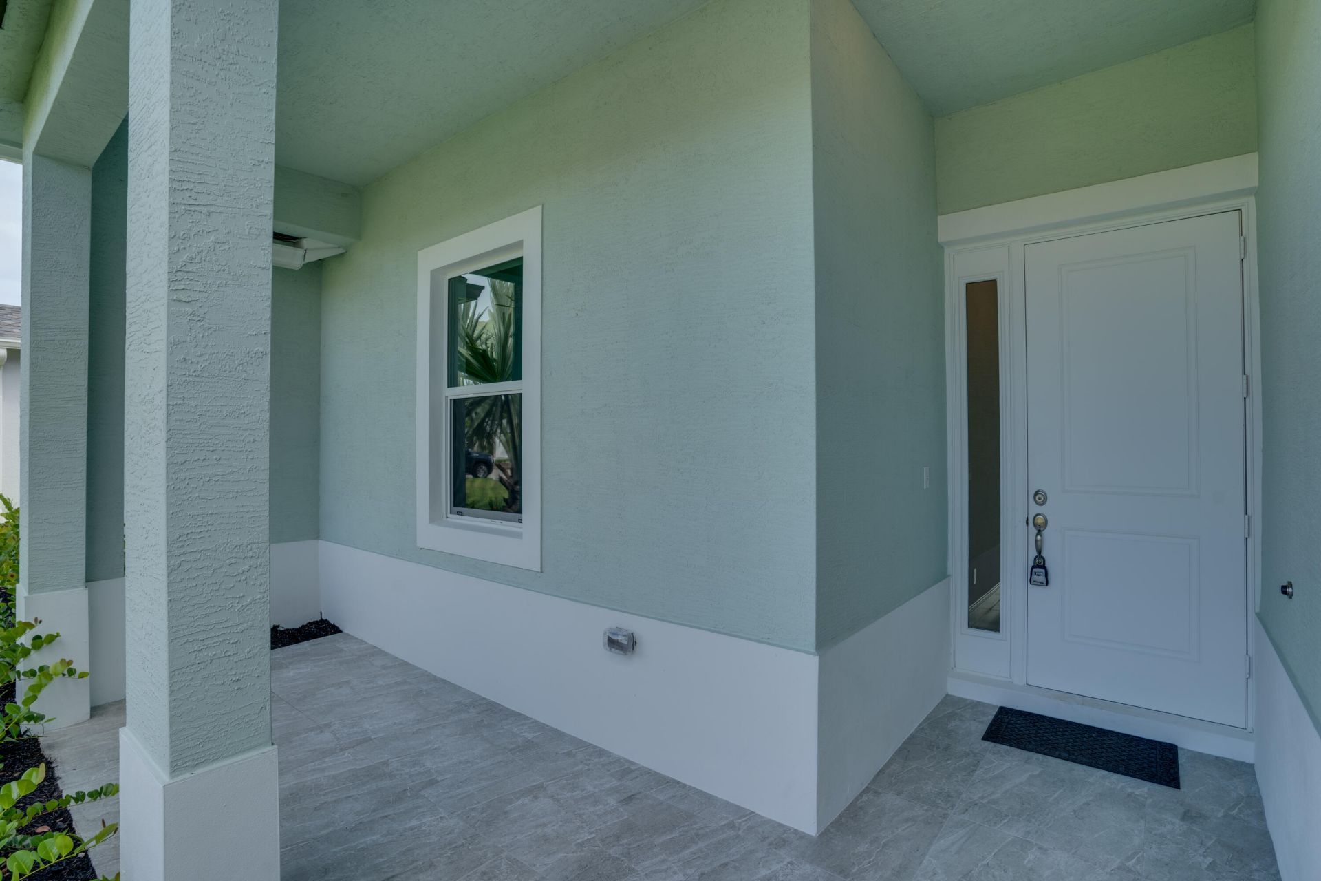 388 SW Vista Lake Drive, Port Saint Lucie, FL 34983 Photo