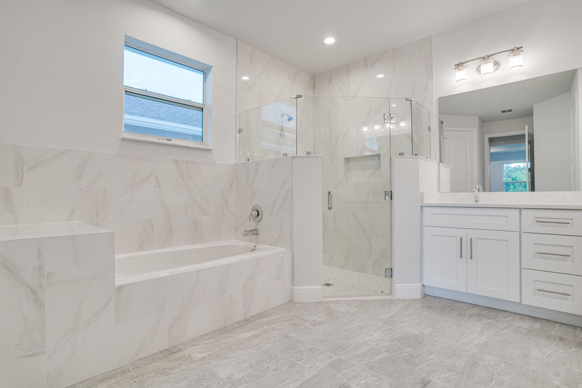 388 SW Vista Lake Drive, Port Saint Lucie, FL 34983 Photo