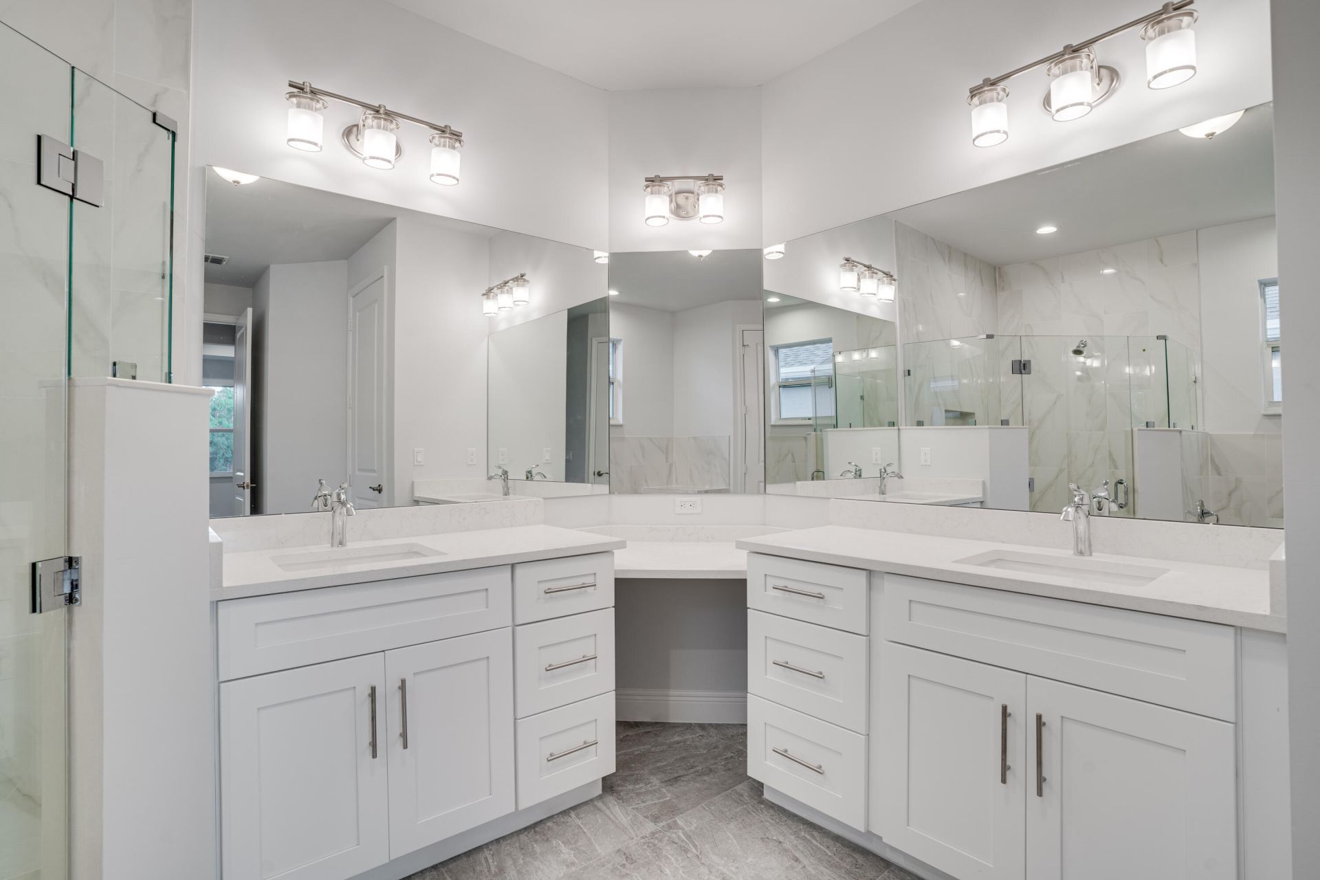 388 SW Vista Lake Drive, Port Saint Lucie, FL 34983 Photo