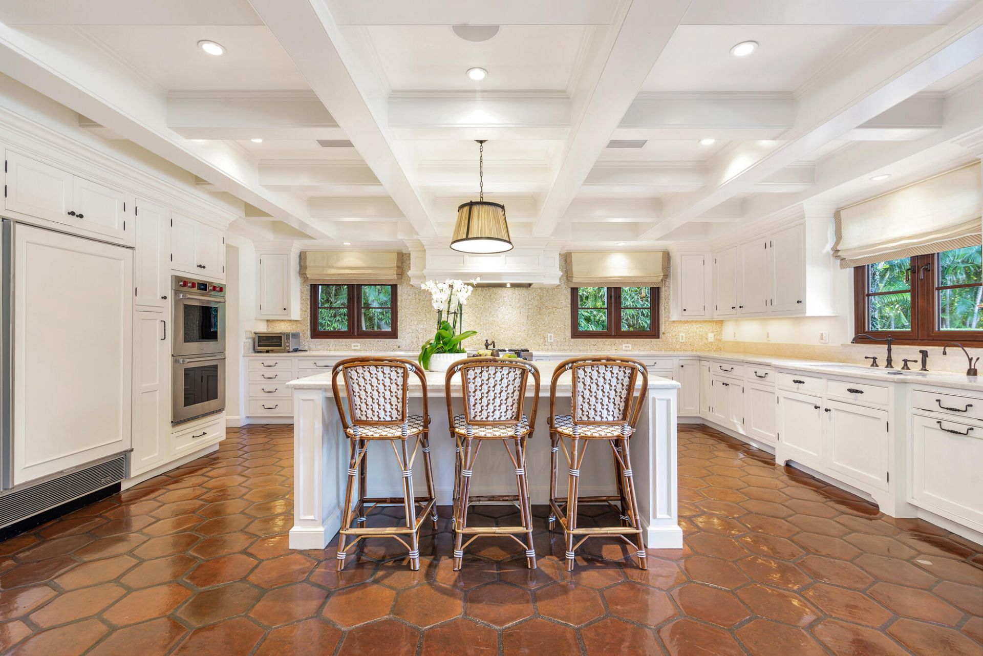 237 El Bravo Way, Palm Beach, FL 33480 Photo