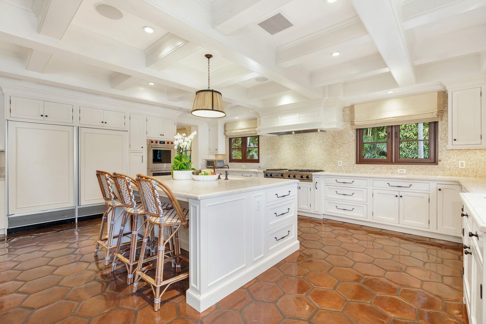 237 El Bravo Way, Palm Beach, FL 33480 Photo