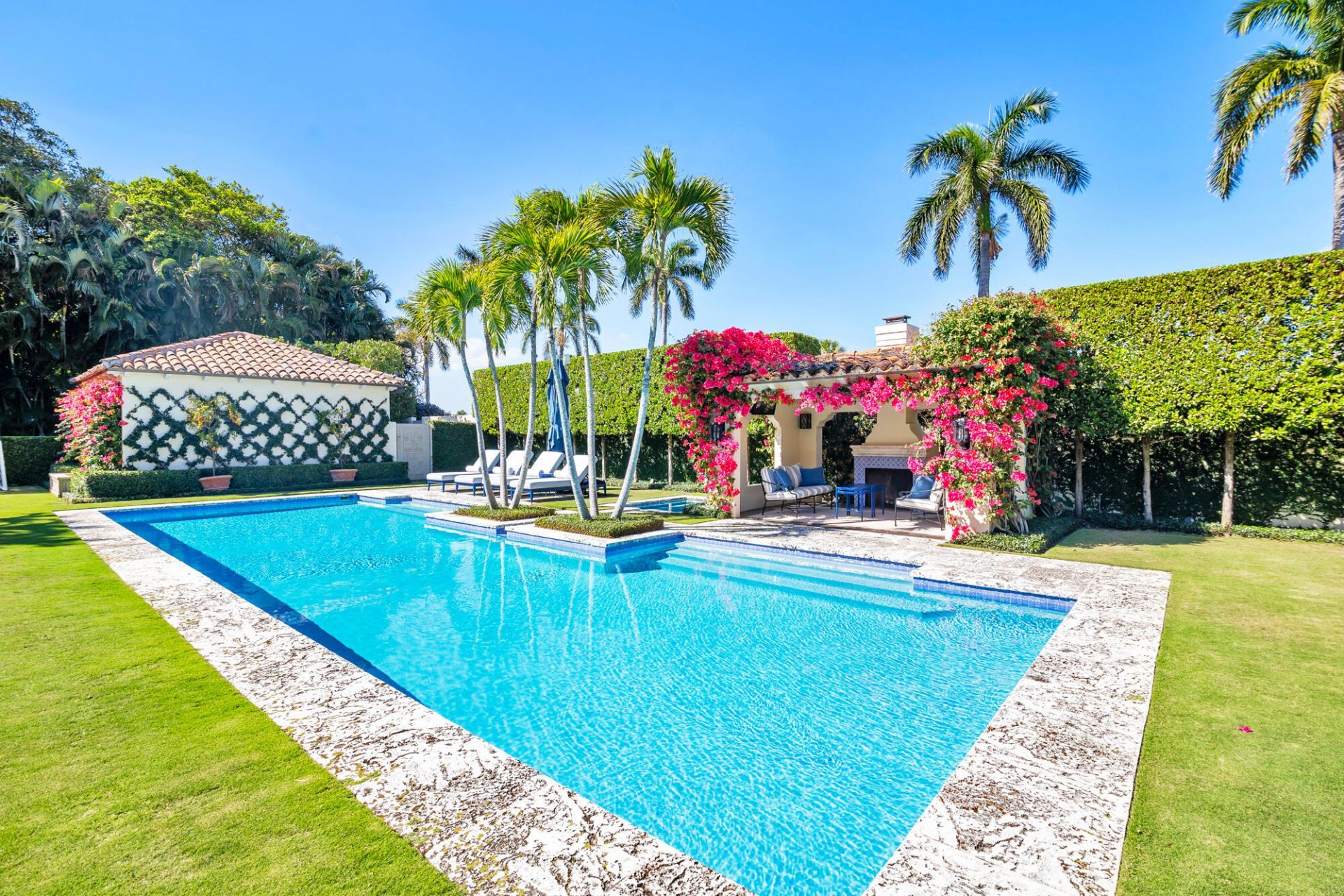 237 El Bravo Way, Palm Beach, FL 33480 Photo