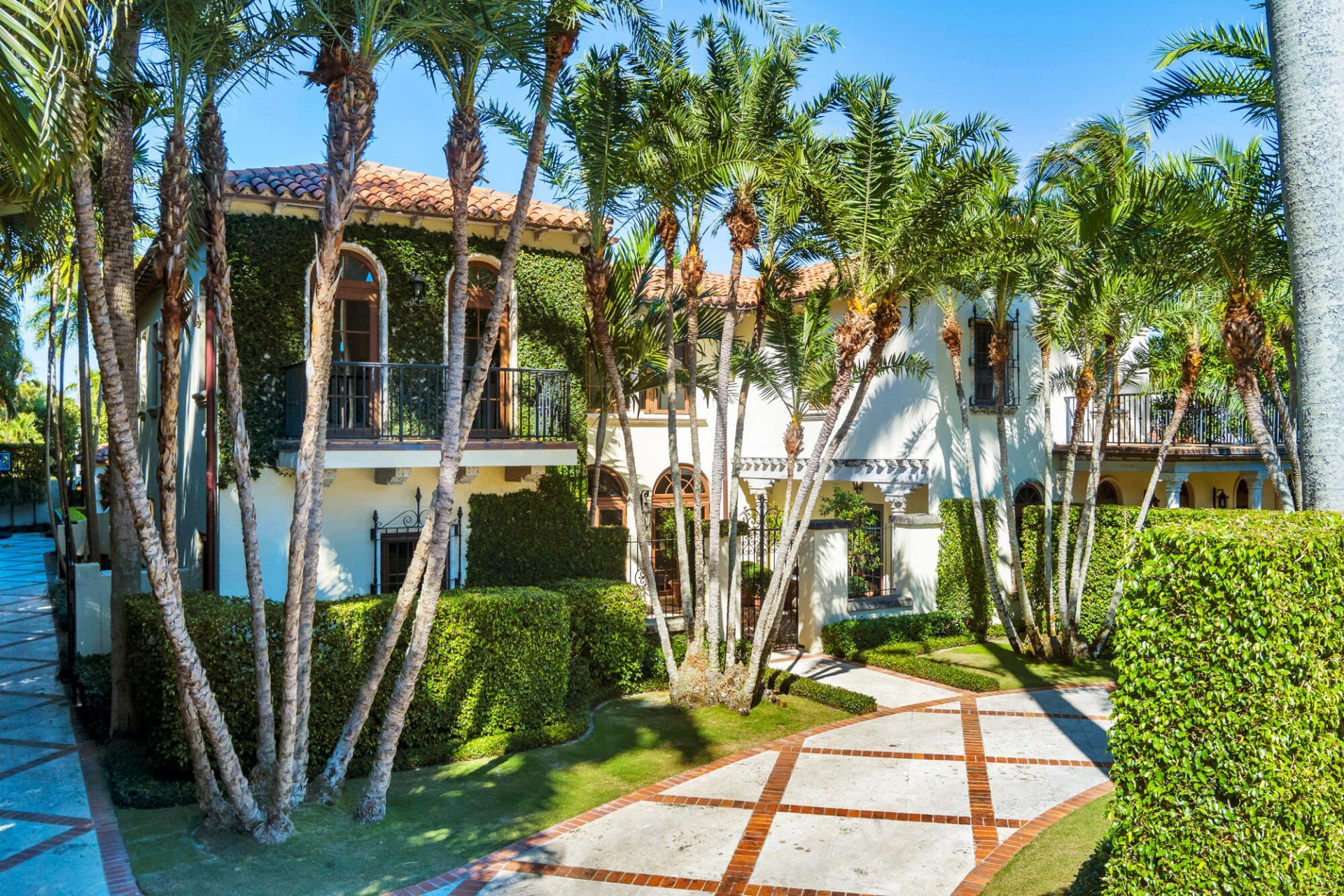 237 El Bravo Way, Palm Beach, FL 33480 Photo