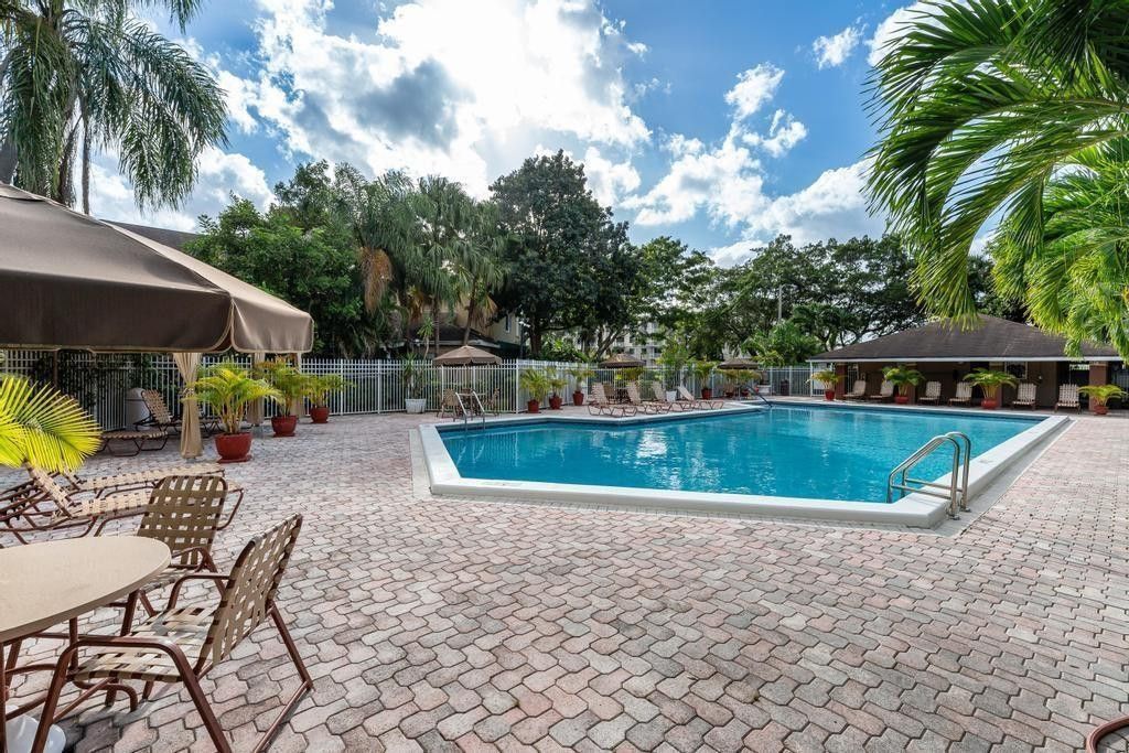 7128 Woodmont Avenue, Unit 6, Tamarac, FL 33321 Photo
