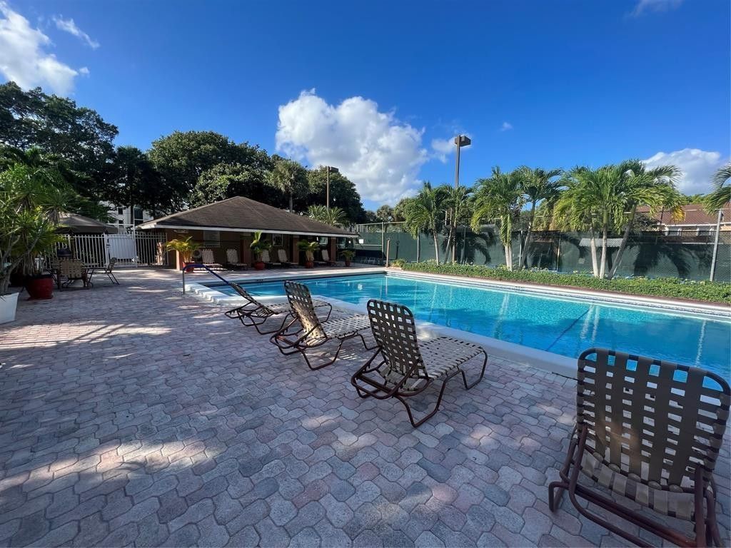 7128 Woodmont Avenue, Unit 6, Tamarac, FL 33321 Photo