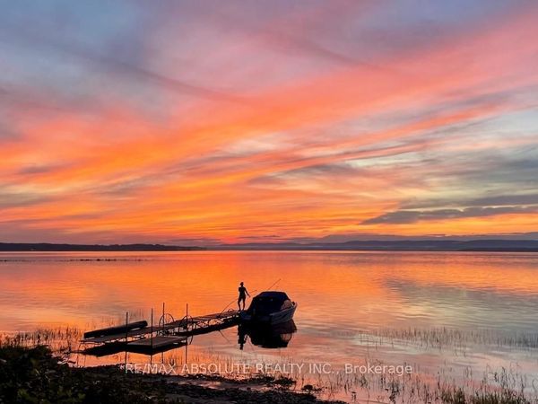 4098 Armitage Avenue, Ottawa, ON K0A1T0