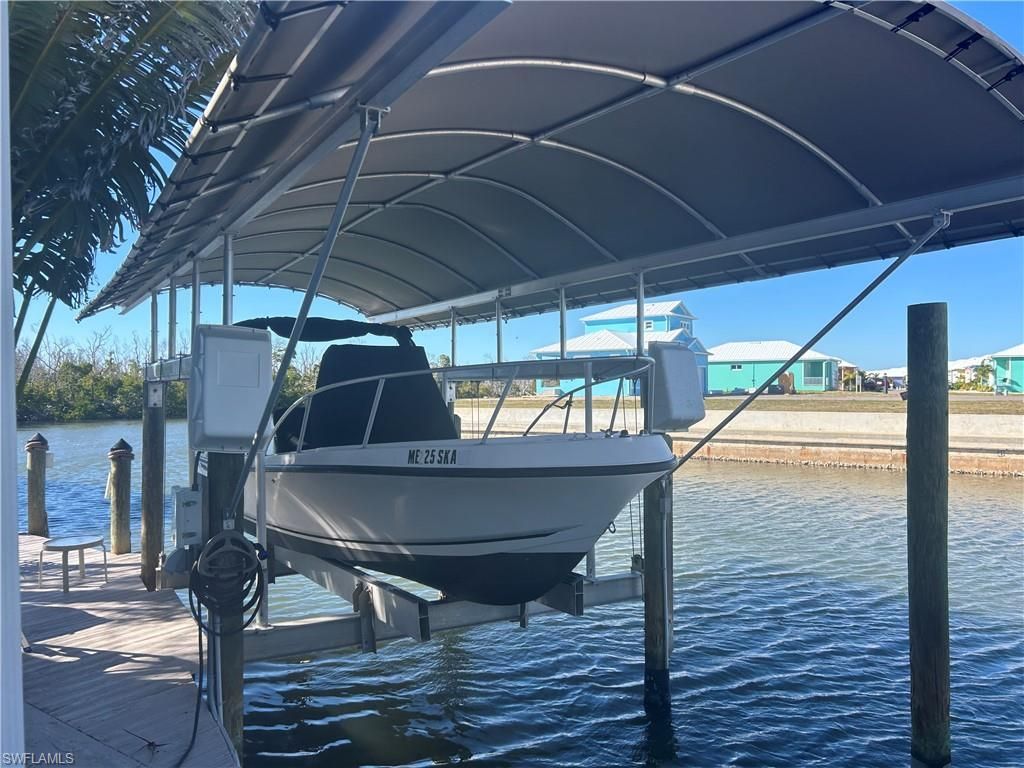 3954 Dewberry Ln, Saint James City, FL 33956 Photo