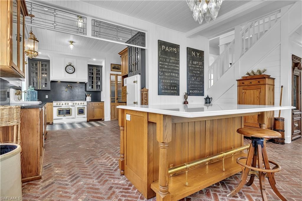 8241 Main St , Bokeelia, FL 33922 Photo