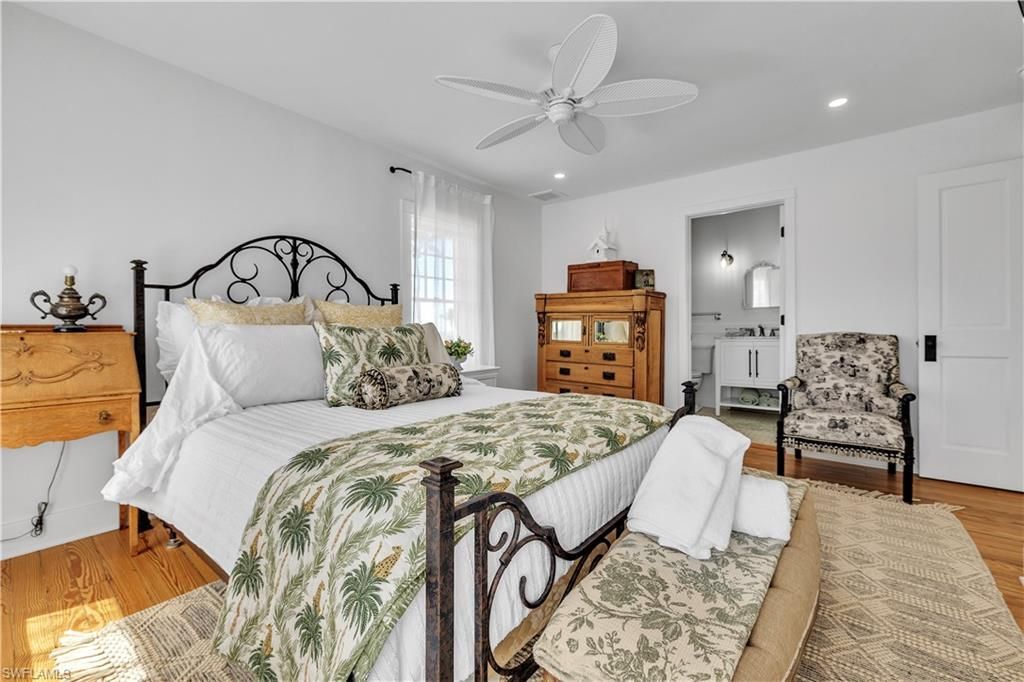 8241 Main St , Bokeelia, FL 33922 Photo