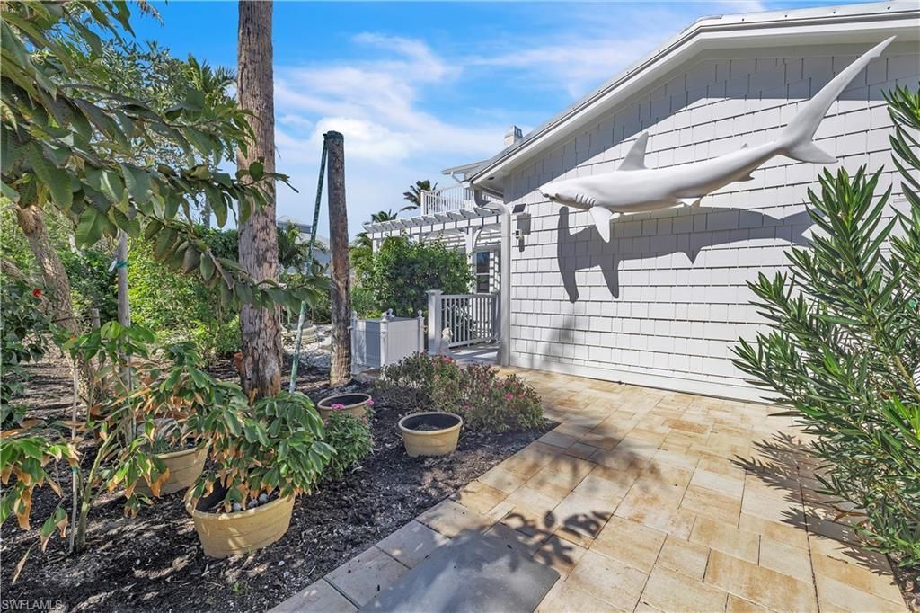 8241 Main St, Bokeelia, FL 33922 Photo