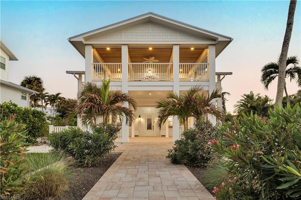 8241 Main St, Bokeelia, FL 33922 Photo