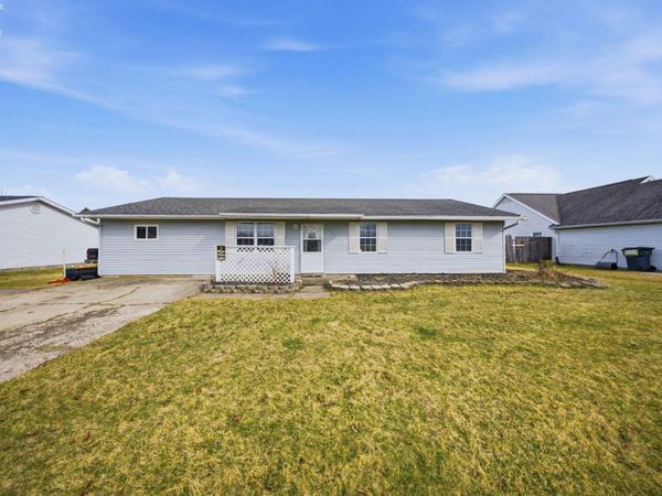 891 Woodland Avenue, Clyde, OH 43410