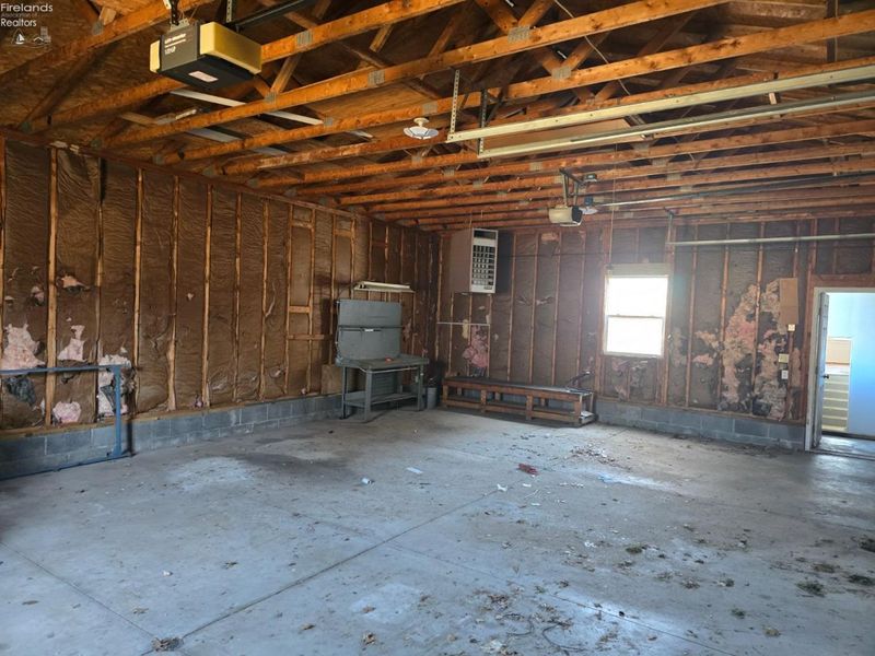 267 Milan Avenue, Amherst, OH 44001 Photo 12