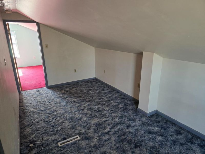 267 Milan Avenue, Amherst, OH 44001 Photo 23