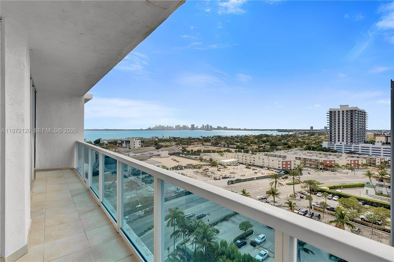 1881 79th St Cswy, Unit 1404, North Bay Village, FL 33141 Photo