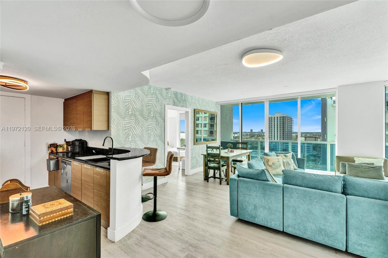 1881 79th St Cswy, Unit 1404, North Bay Village, FL 33141 Photo