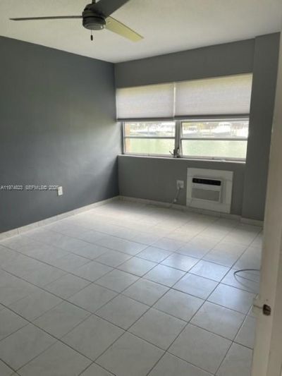 220 Kings Point Dr , Unit 103, Sunny Isles Beach, FL 33160 Photo