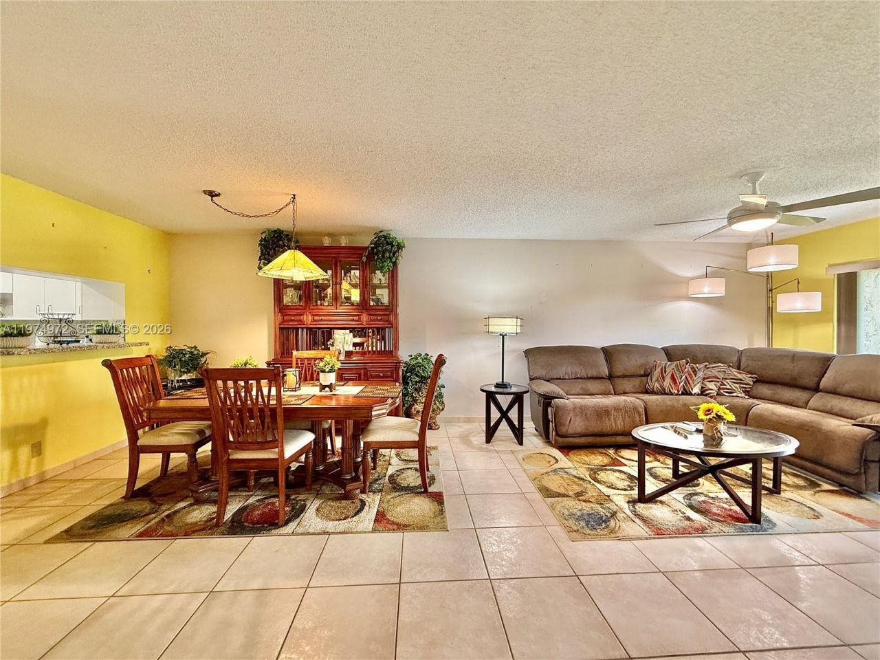 318 Lakeview Dr , Unit 203, Weston, FL 33326 Photo