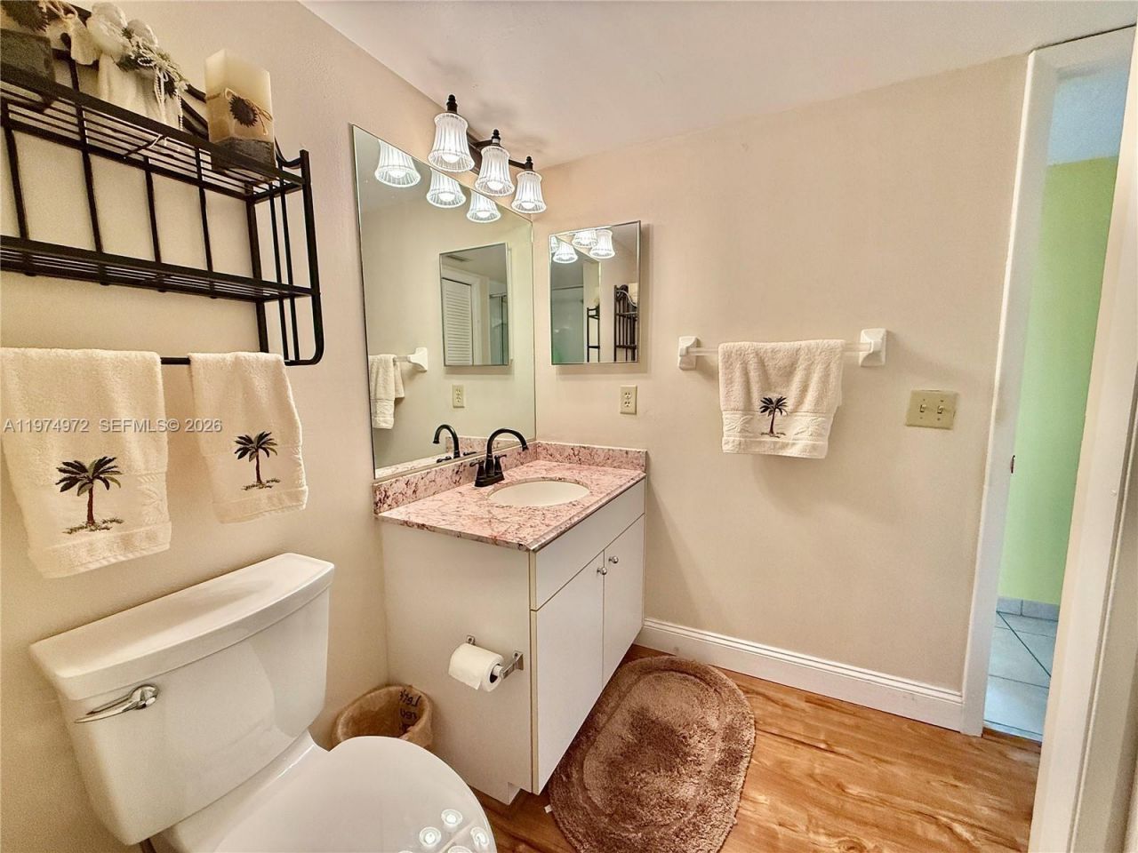 318 Lakeview Dr , Unit 203, Weston, FL 33326 Photo