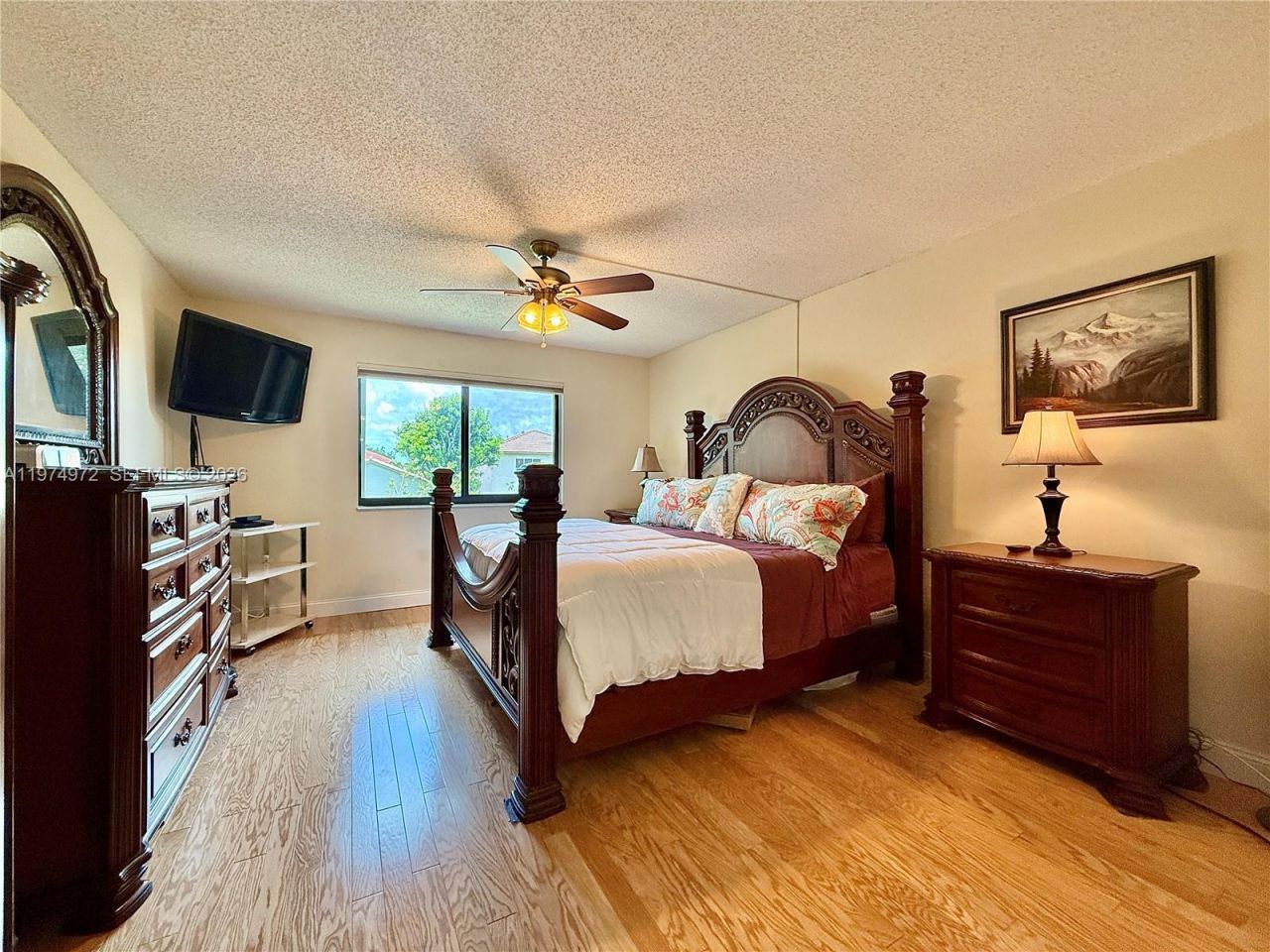 318 Lakeview Dr , Unit 203, Weston, FL 33326 Photo