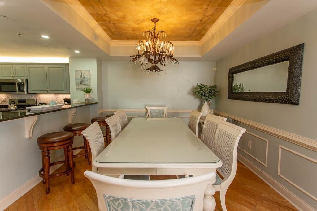 100 North Beach Blvd.  Photo 16