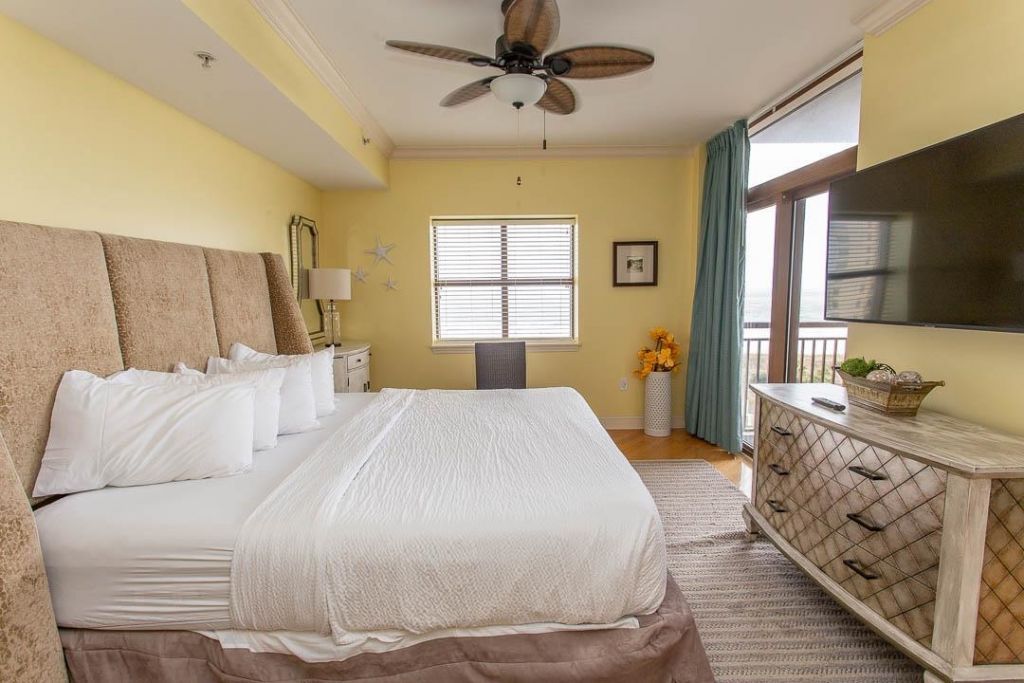 100 North Beach Blvd.  Photo 28