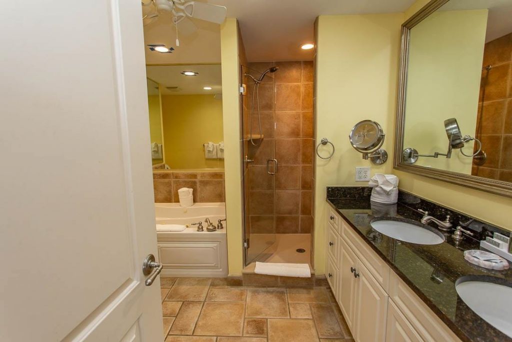 100 North Beach Blvd.  Photo 30