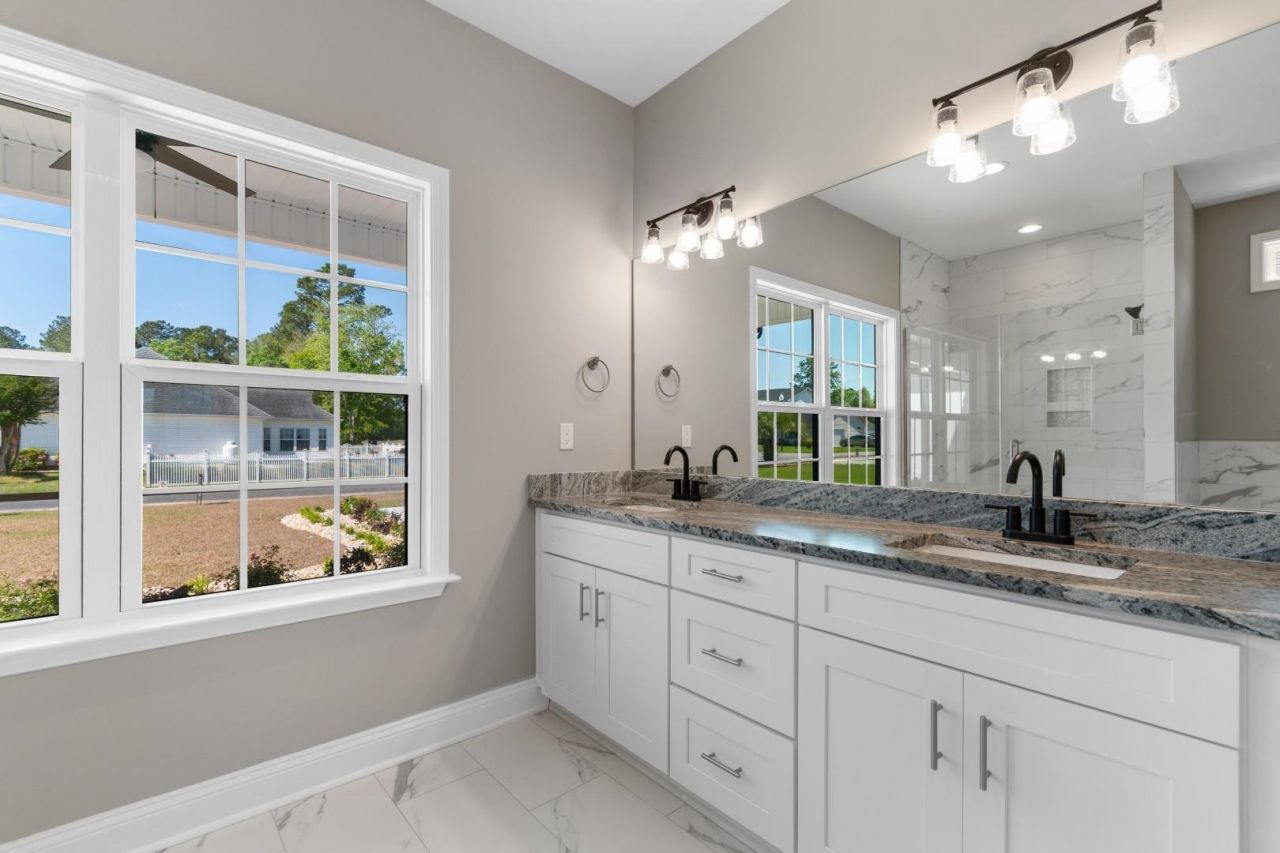 2281 Seaford Dr. Photo 18