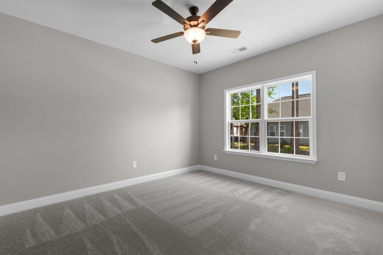 2281 Seaford Dr. Photo 21