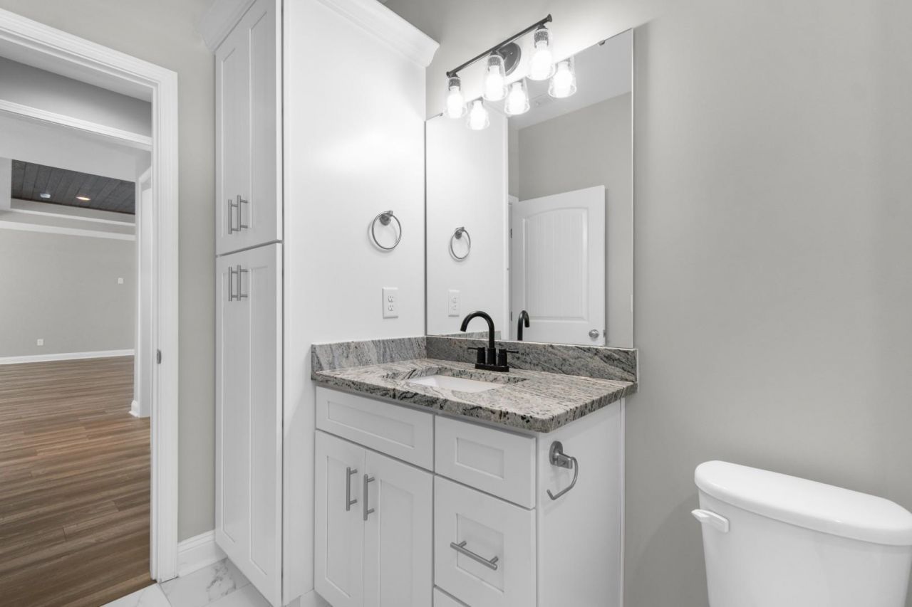 2281 Seaford Dr. Photo 23