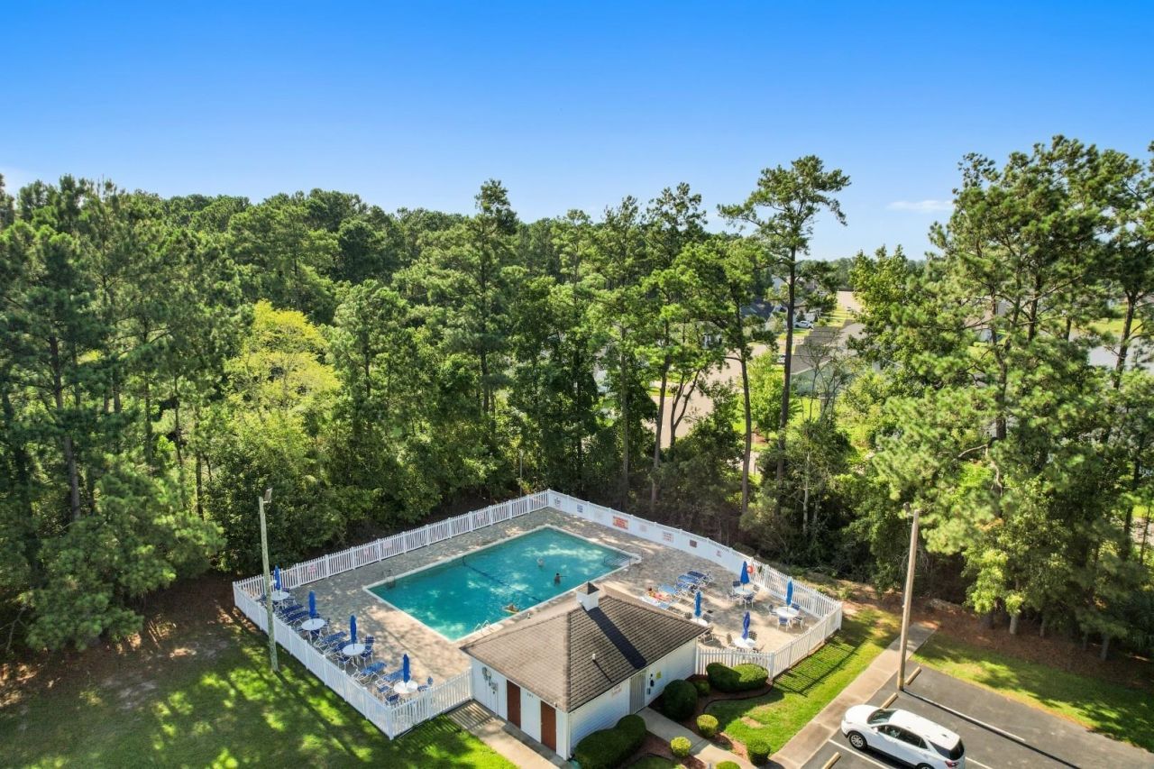 2281 Seaford Dr. Photo 41