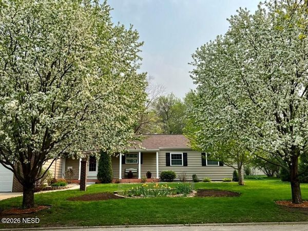 110 11TH AVENUE NW, Watertown, SD 57201