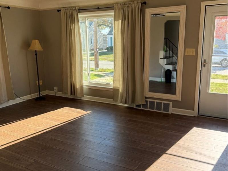 30401 Mildred Drive, Willowick, OH 44095 Photo 2