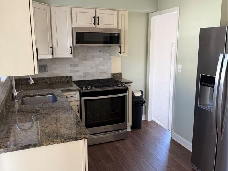 30401 Mildred Drive, Willowick, OH 44095 Photo 4