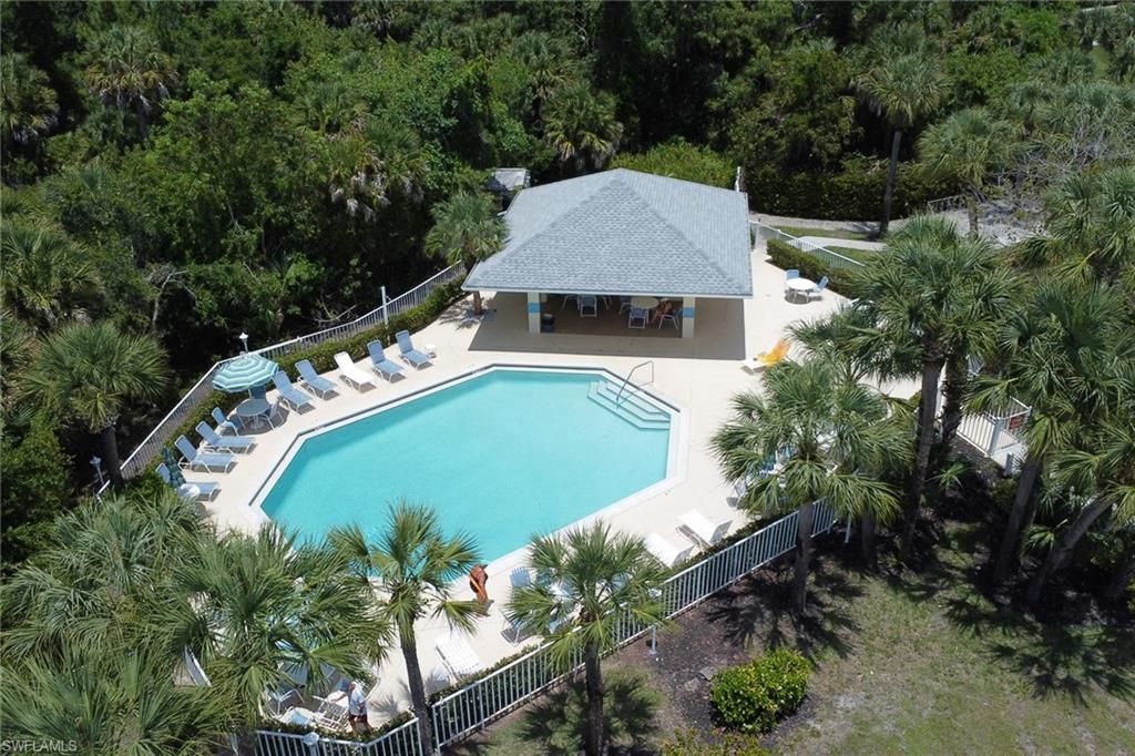 121 Gabriel Cir, Unit 1, Naples, FL 34104 Photo