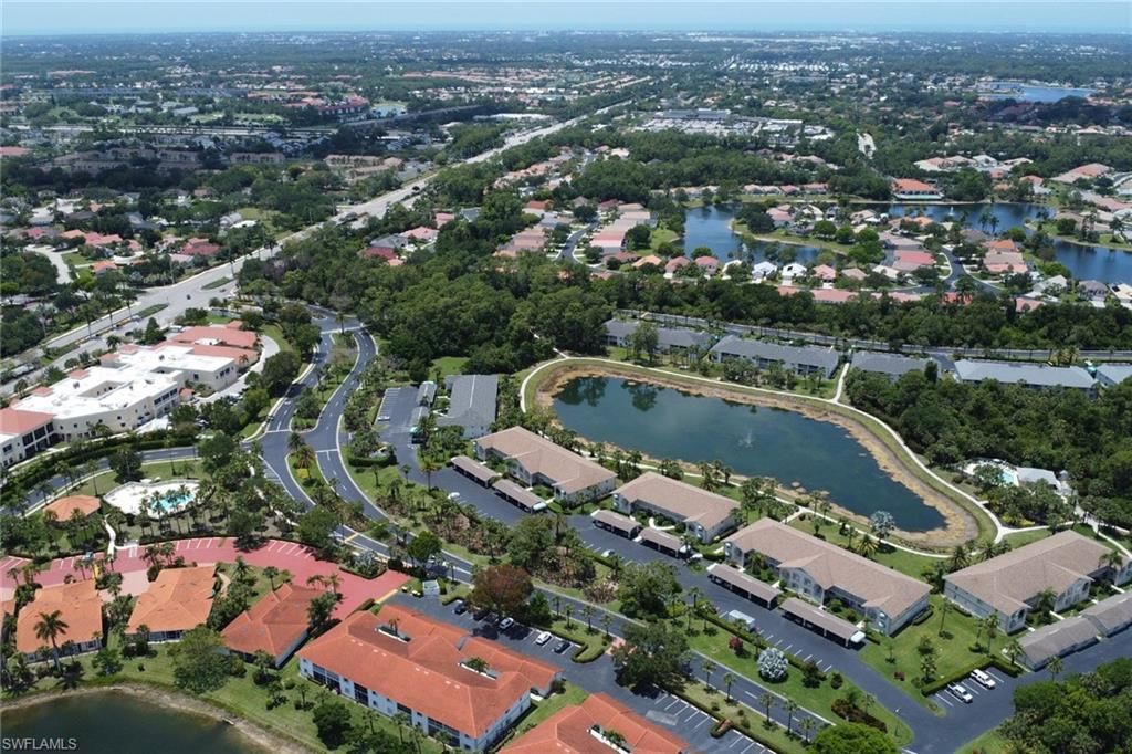 121 Gabriel Cir, Unit 1, Naples, FL 34104 Photo