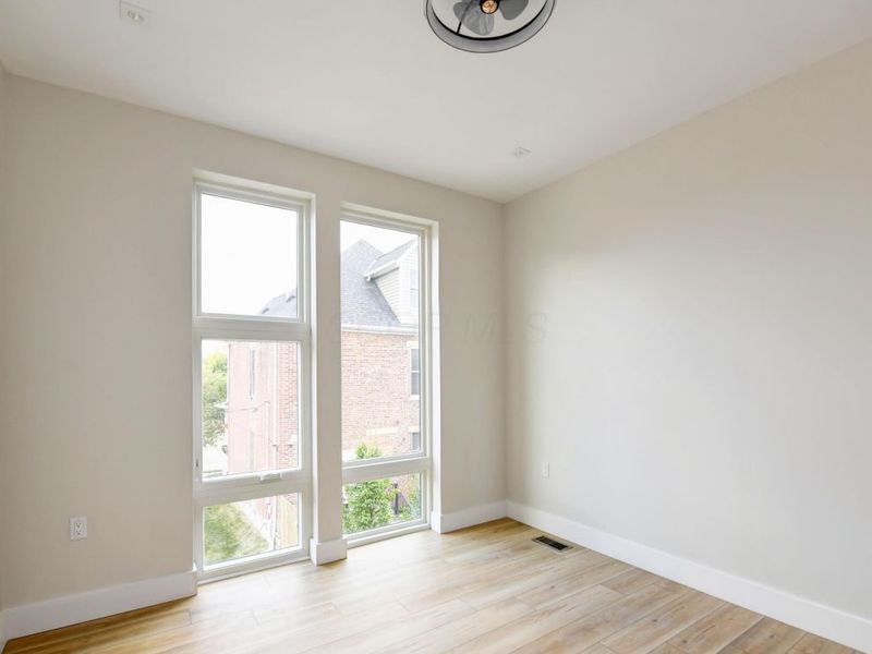 1042 Mcallister Avenue , Unit 44, Columbus, OH 43205 Photo 29