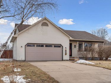 12375 Jonquil Street NW, Coon Rapids, MN 55433
