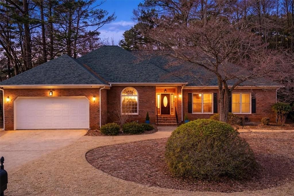 2825 Lakewind Court, Alpharetta, GA 30005 Main Photo