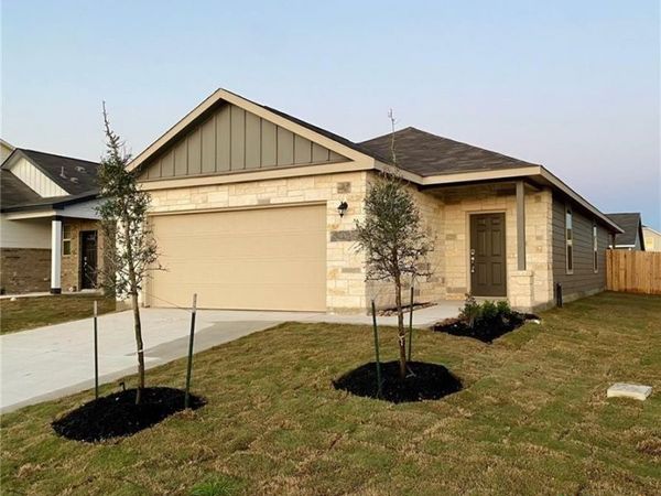 2440 Dielman , Seguin, TX 78155