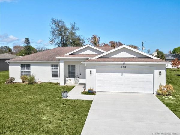 2361 SE Mariposa Avenue, Port St Lucie, FL 34952