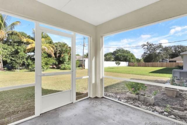 2361 SE Mariposa Avenue, Port Saint Lucie, FL 34952 Photo