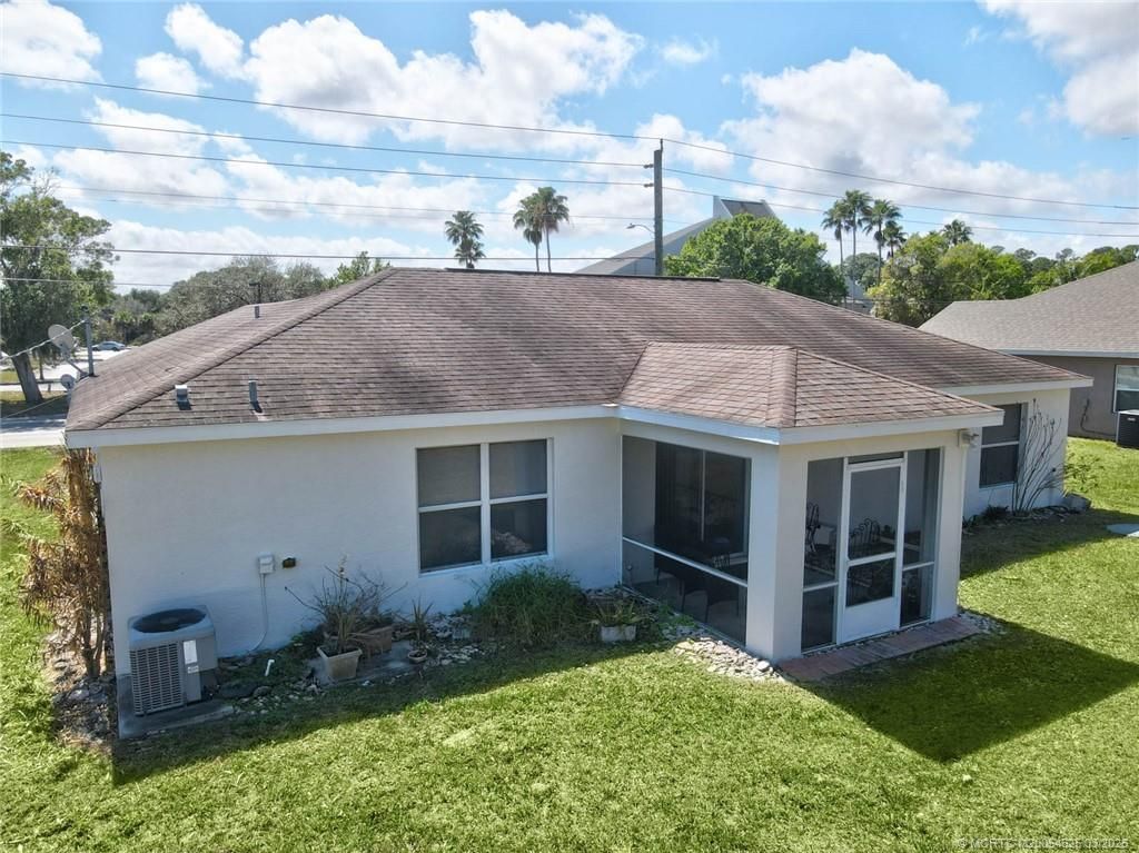 2361 SE Mariposa Avenue, Port Saint Lucie, FL 34952 Photo