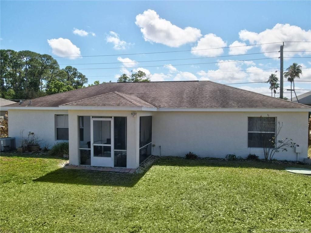 2361 SE Mariposa Avenue, Port Saint Lucie, FL 34952 Photo