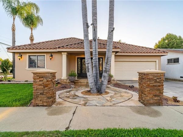 441 S Valley Center Avenue, Glendora, CA 91741
