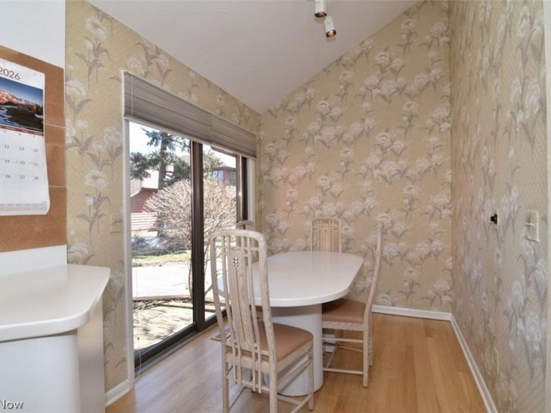 25844 Fairmount Boulevard , Beachwood, OH 44122 Photo 10