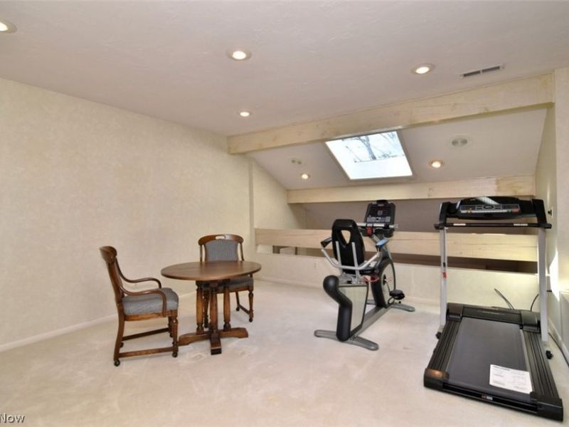 25844 Fairmount Boulevard , Beachwood, OH 44122 Photo 28